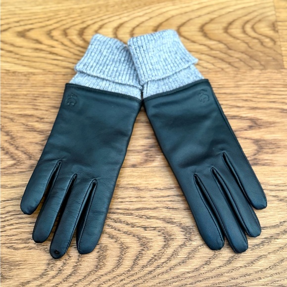 Brooks Brothers Accessories - Brooks Brothers Women’s Leather Gloves